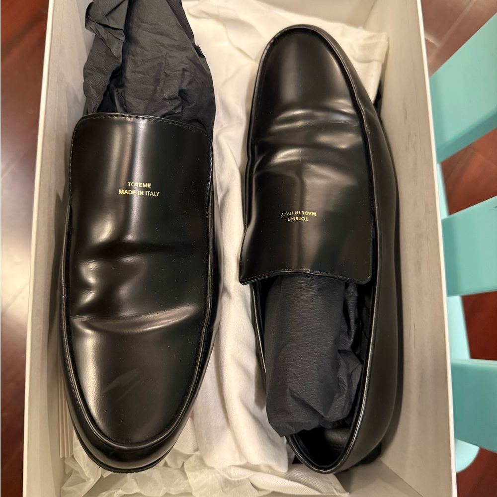 Toteme Women Black Leather Loafers